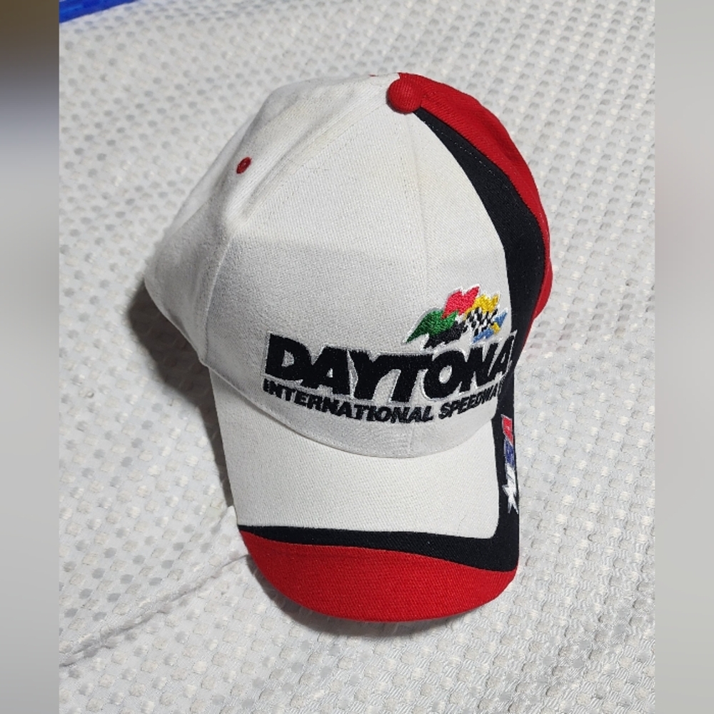 VINTAGE EUC DAYTONA INTERNATIONAL SPEEDWAY BASEBALL CAP